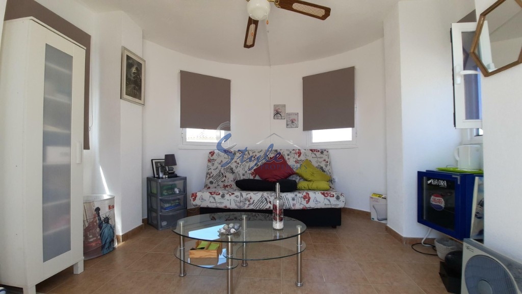 Resale - Villa - El Raso, Guardamar