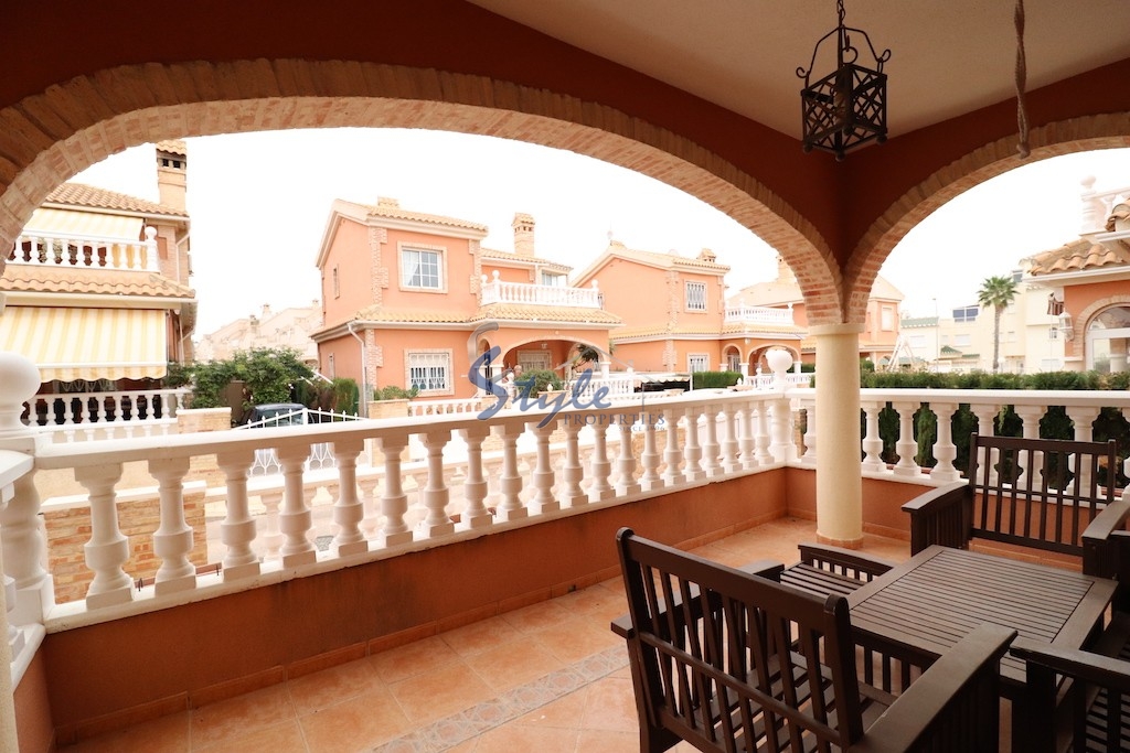 Resale - Villa - Playa Flamenca