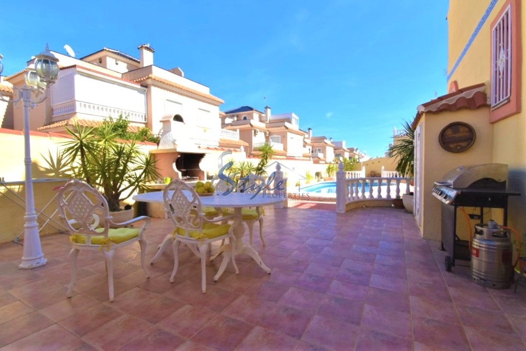 Buy duplex townhouse in Cabo Roig close to the beach. ID 4049