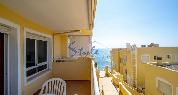 Comprar Apartamento con vistas al mar en venta en Campoamor, Orihuela Costa. ID: 4057