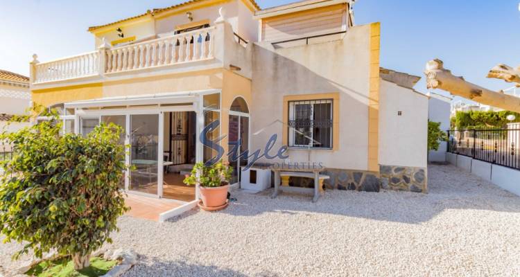 Fantastic semidetached chalet for sale with private garden close to the sea in Punta Prima. ID: 4064