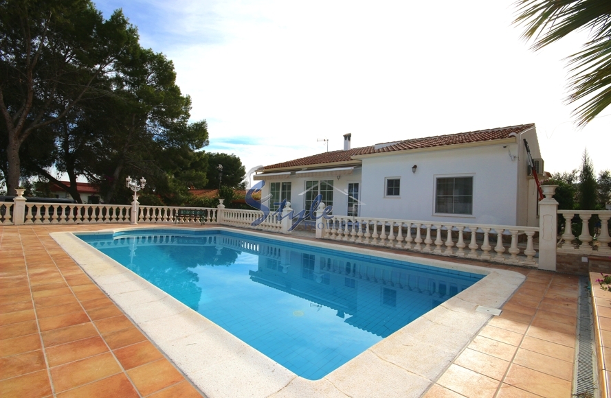 Resale - Villa - Los Balcones, Torrevieja - Los Balcones