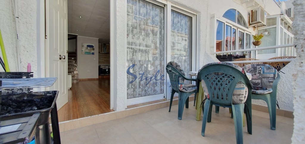 Buy apartment with sea views, close to the beach in La Mata, Torrevieja. ID 4074