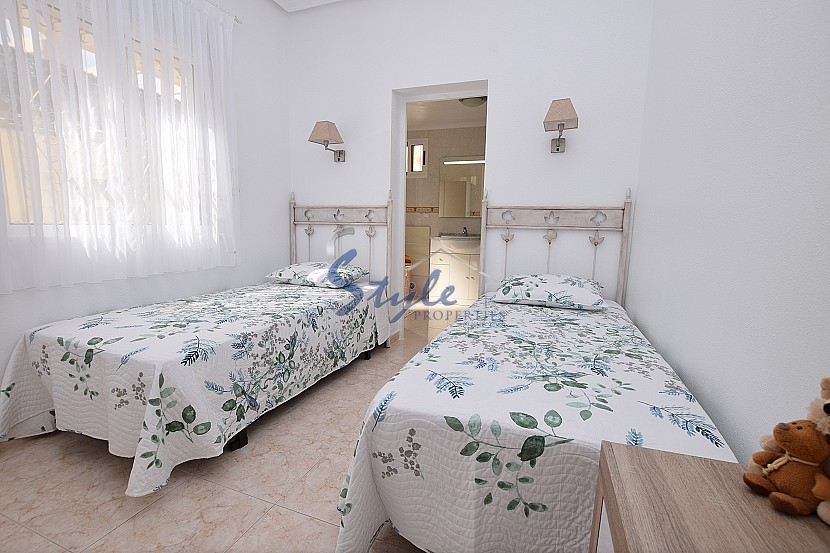 Resale - Villa - San Miguel De Salinas