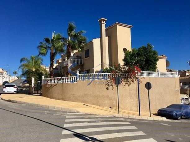 Resale - Town House - Villamartin