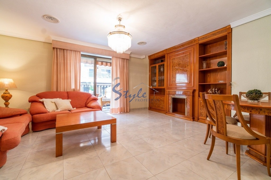 Comprar Apartamento cerca del mar en Torrevieja a 100 metros de la playa. ID 4189