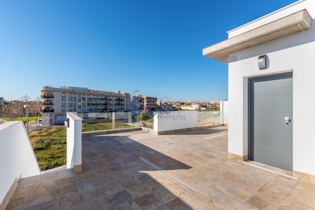 En venta nuevos apartamentos con solarium en Costa Blanca