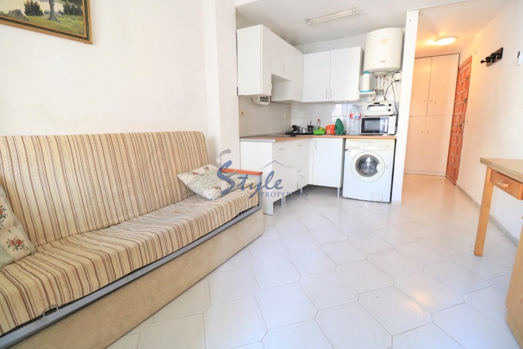 Buy study apartment close to the sea in Torrevieja, Costa Blanca. ID: 4091