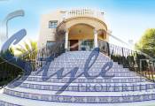 Amazing 4 bedroom villa with sea views for sale in San Miguel de Salinas, Costa Blanca, Spain