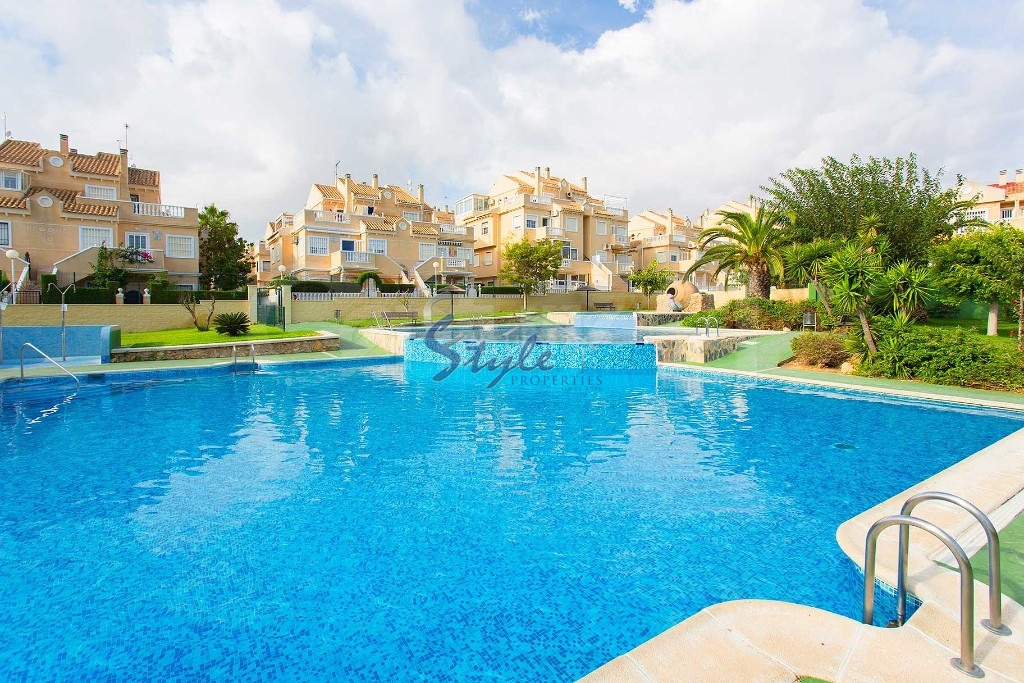 Resale - Town House - Torrevieja - Aguas Nuevas