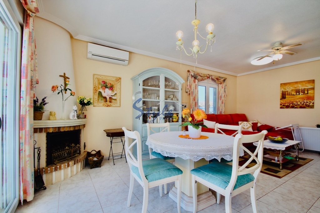 Resale - Villa - Los Balcones, Torrevieja - Los Balcones