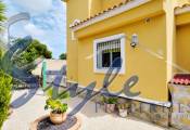 Detached house with pool for sale in Pinar de Campoverde, Costa Blanca, Spain