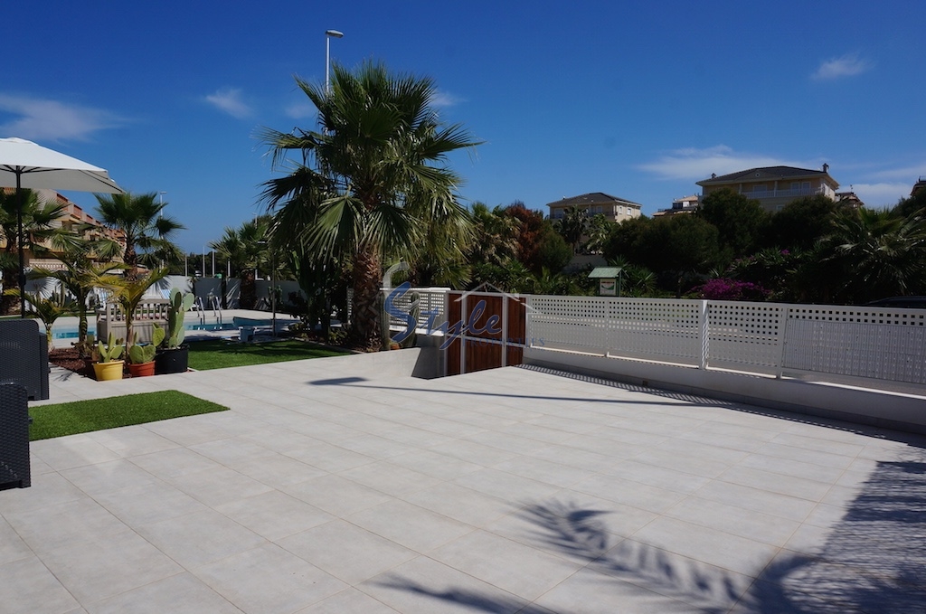 Resale - Villa - La Zenia