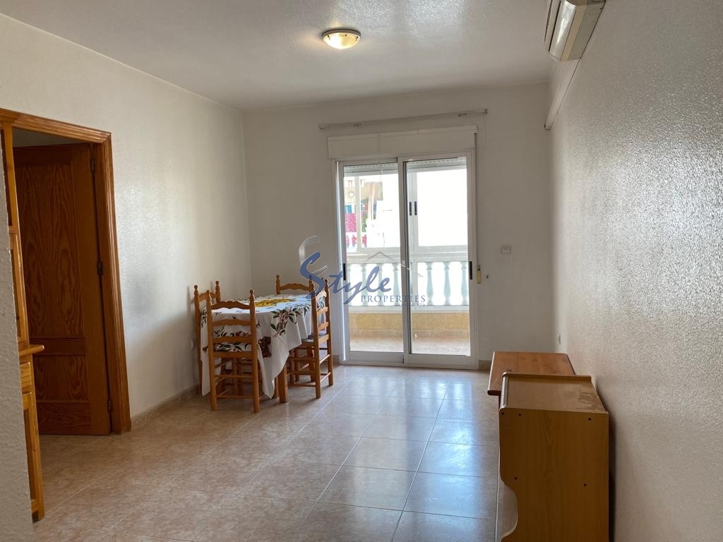 Buy apartment close to the sea in Torrevieja, Costa Blanca, 300 meters from the beach. ID: 4113