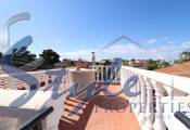 Buy townhouse with garden and pool in Torrevieja. ID 4116