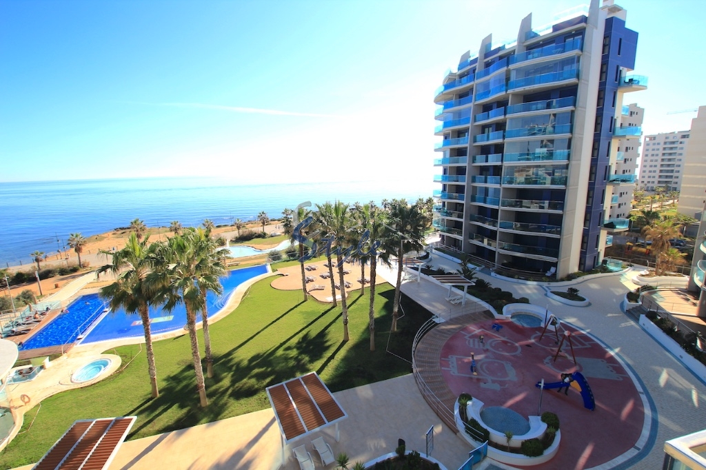 Resale - Apartment - Punta Prima