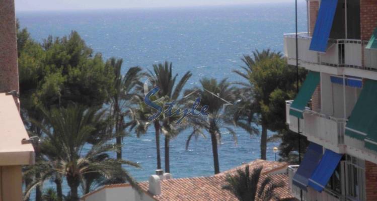 Buy apartment on the seafront in Punta Prima. ID 4121