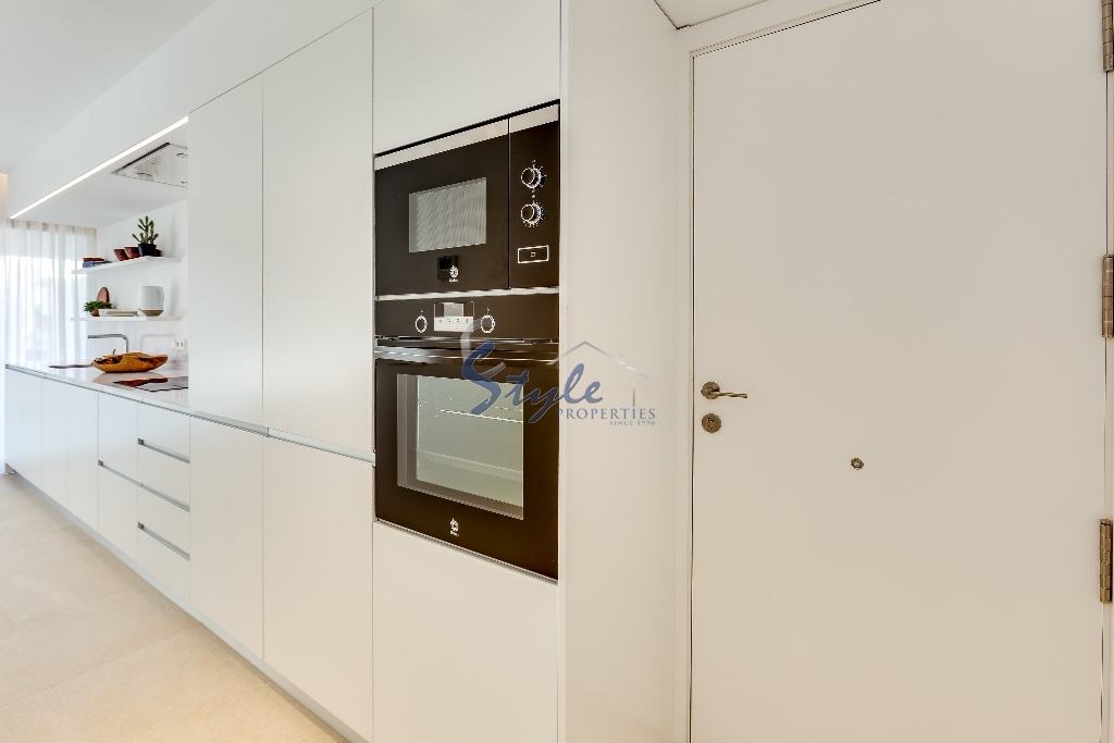 Apartamentos de dos dormitorios en venta en el nuevo complejo residencial en Torrevieja, Costa Blanca Sur, España