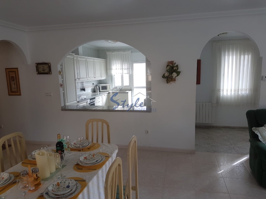 Resale - Villa - La Zenia