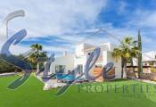 Resale - Villa - Las Colinas