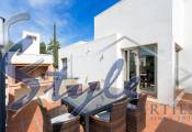 Resale - Villa - Las Colinas