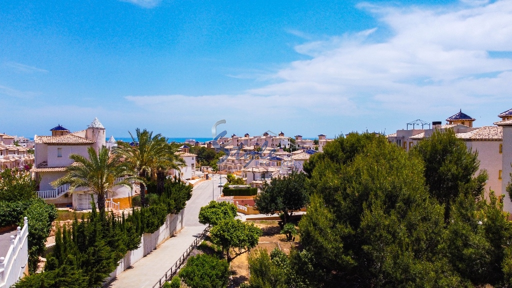 Resale - Villa - Cabo Roig - Lomas de Cabo Roig