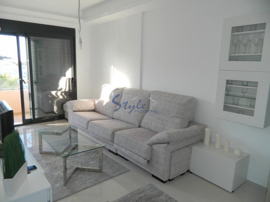 Resale - Apartment - Villamartin