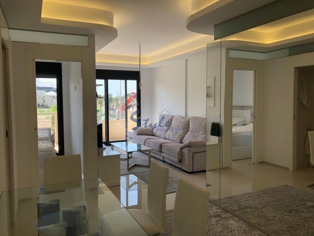 Resale - Apartment - Villamartin