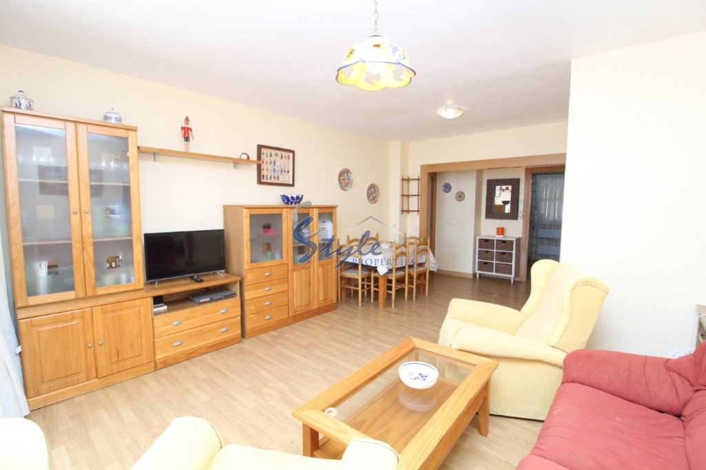 Buy apartment first line sea in Torrevieja, Costa Blanca, 50 meters from the beach. ID: 4140