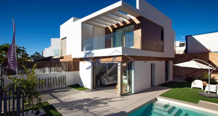 New Built villas with private pool for sale in Villamartin, Costa Blanca, Spain
