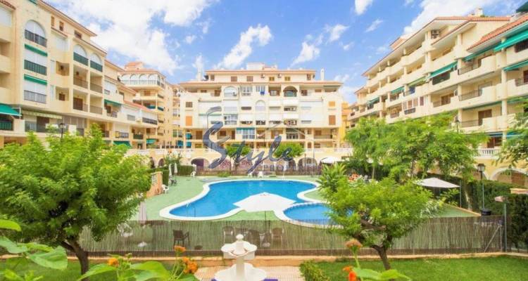 Apartment with 2 bedrooms for sale near the sea in La Mata, Costa Blanca, Spain