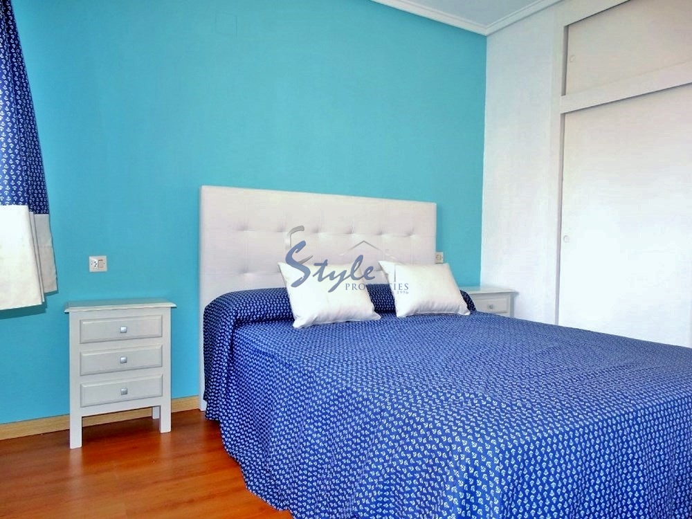 Apartment with 2 bedrooms for sale near the sea in La Mata, Costa Blanca, Spain