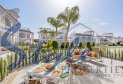 Modernos apartamentos de dos dormitorios en venta en Quesada, Costa Blanca Sur, España