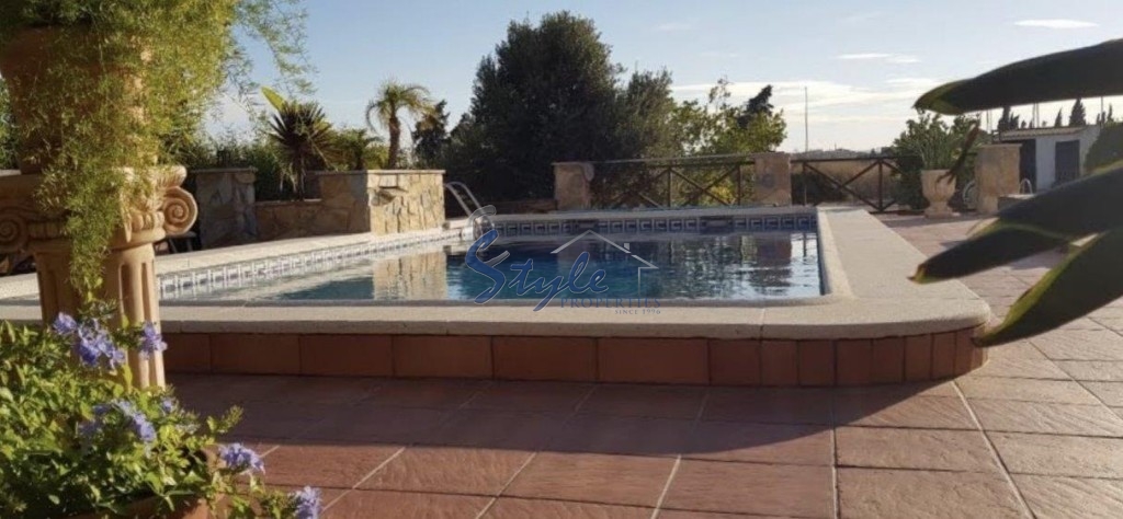 Resale - Country House - Los Montesinos