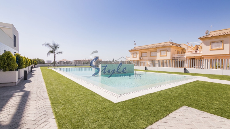 Nuevo - Apartamento - Playa Flamenca