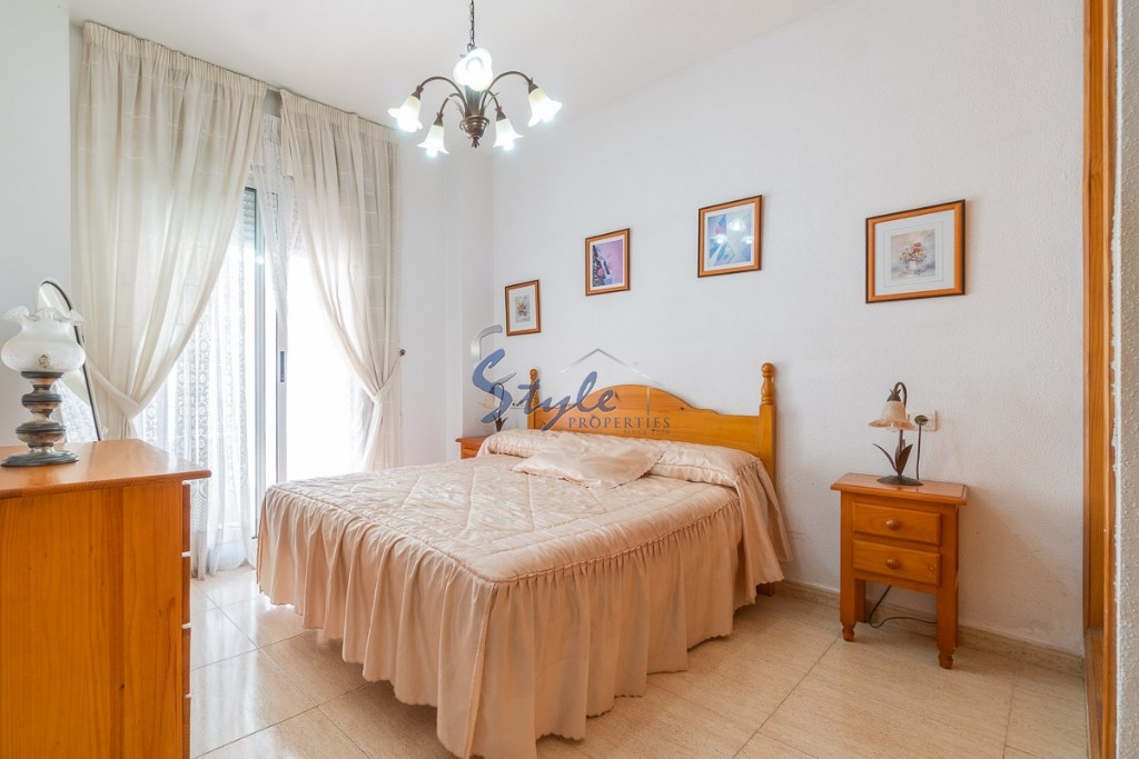 Buy apartment on the beach in Playa Acequion, Torrevieja, Costa Blanca. ID: 4166