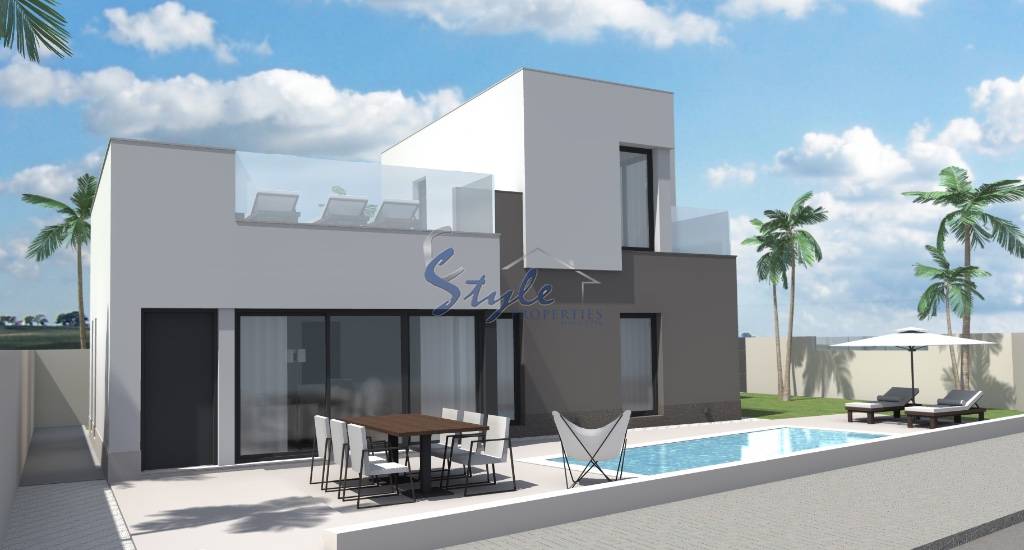 Chalet de nueva construcción con piscina privada en una gran parcela en Aguas Nuevas, Torrevieja, Costa Blanca Sur, España