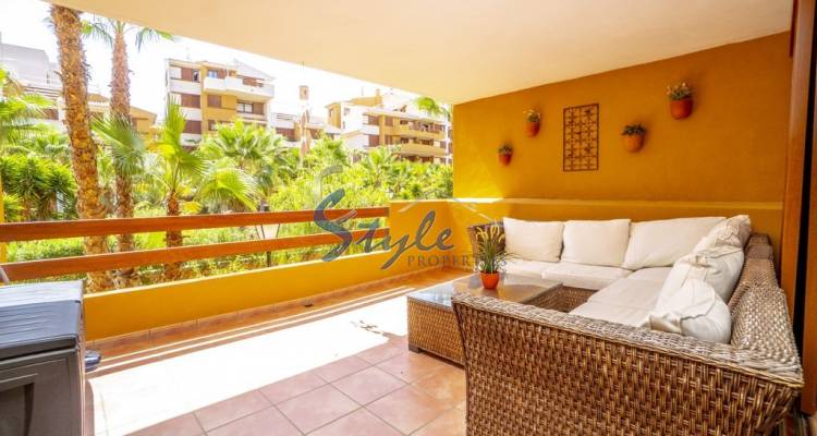 Buy apartment close to the sea in La Recoleta, Punta Prima near the beaches of Orihuela Costa, Costa Blanca. ID: 4186