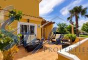 Resale - Semi Detached House - Los Altos