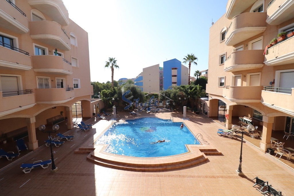 Buy Apartment in Cabo Roig, Orihuela Costa. ID: 4201