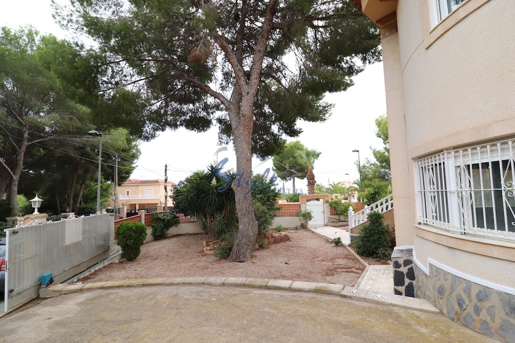 Resale - Villa - Pinar De Campoverde