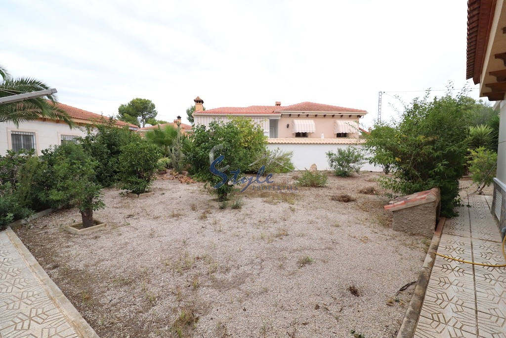 Resale - Villa - Pinar De Campoverde