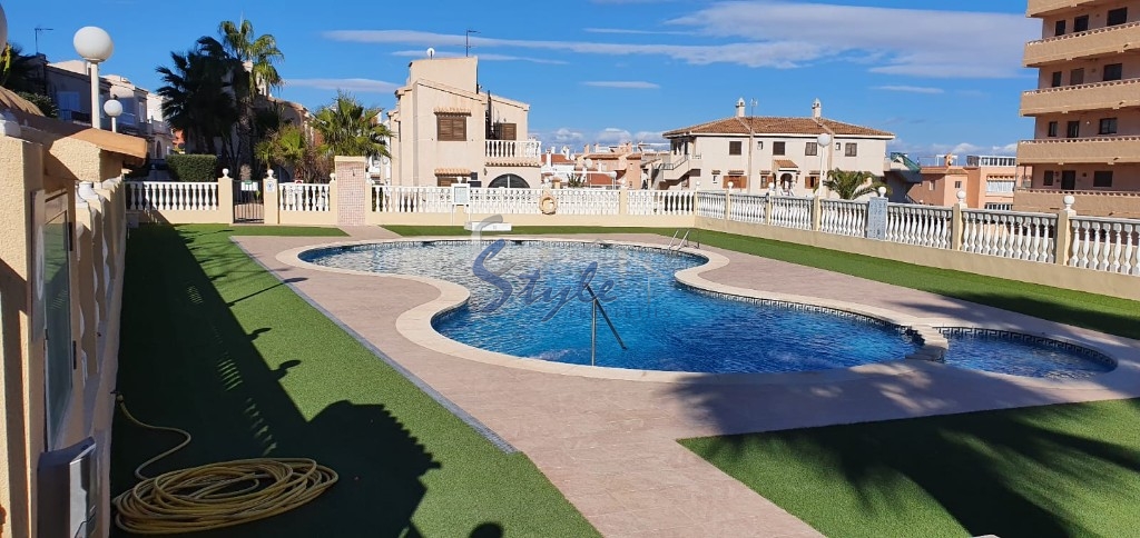Buy Penthouse in Costa Blanca steps from the sea and beach in Torrevieja, Torreblanca. ID: 4220