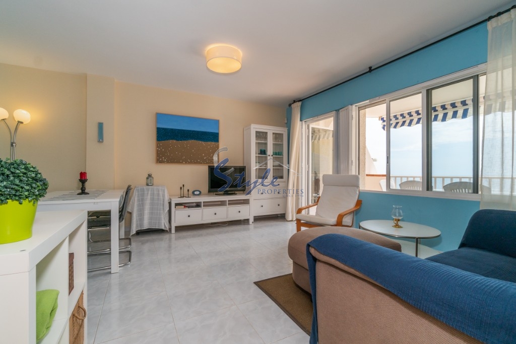 Buy Apartment with sea view in Dehesa de Campoamor, Orihuela Costa. ID: 4221