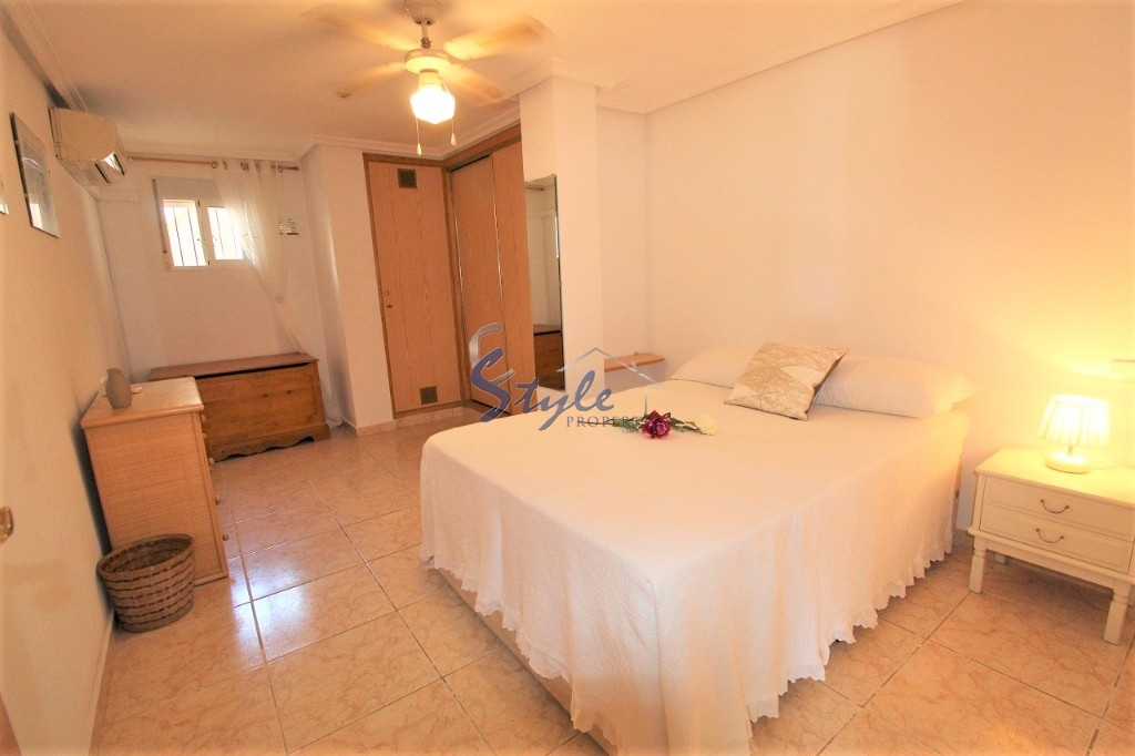 Resale - Villa - Villamartin