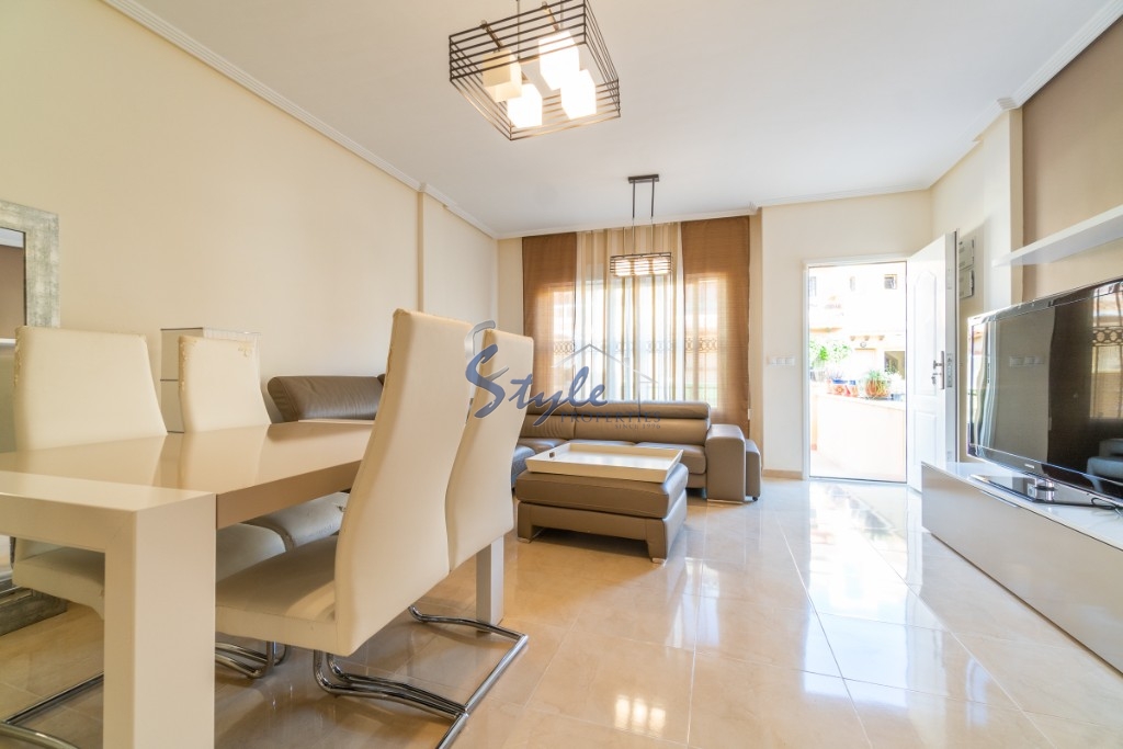 Buy 3D townhouse with pool close to the sea in Playa Flamenca, Orihuela Costa. ID: 4232