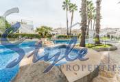 Comprar duplex con piscina y cerca del mar en Playa Flamenca, Orihuela Costa. ID: 4244