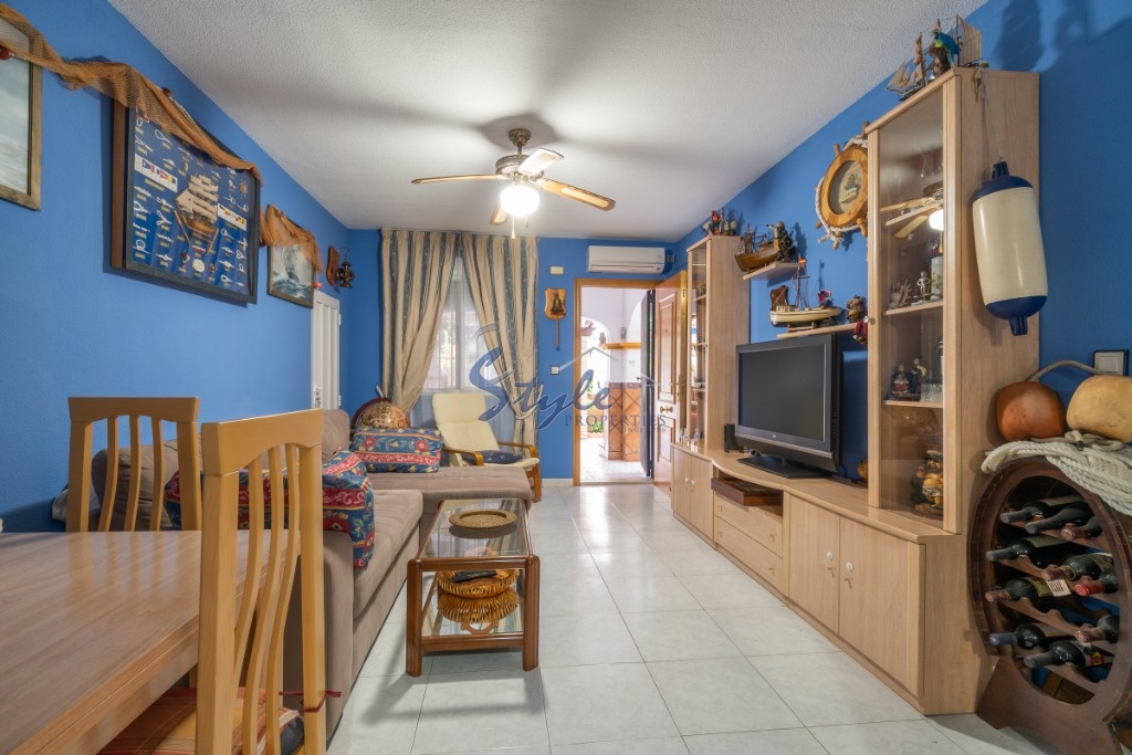 Buy ground floor apartment with pool close to the sea in Playa Flamenca, Orihuela Costa. ID: 4245