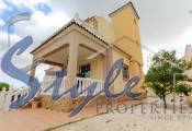 Resale - Villa - Villamartin