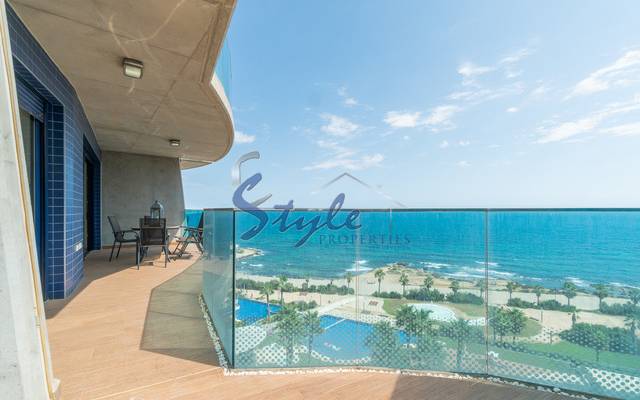 Comprar apartamento en primera línea del mar con vistas panorámicas en Sea Senses, Punta Prima. ID 4261